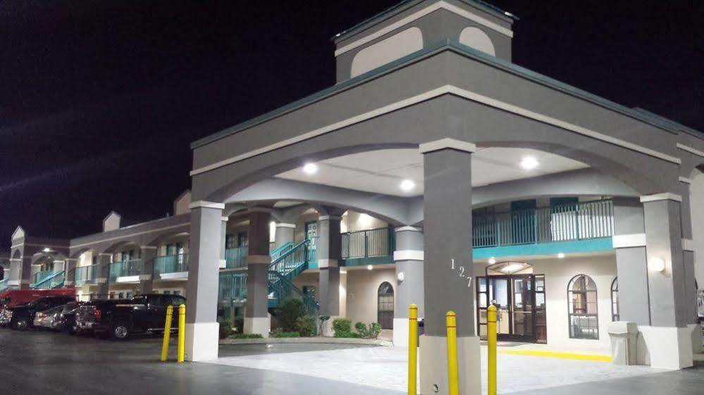 Super 8 By Wyndham Murfreesboro Dış mekan fotoğraf