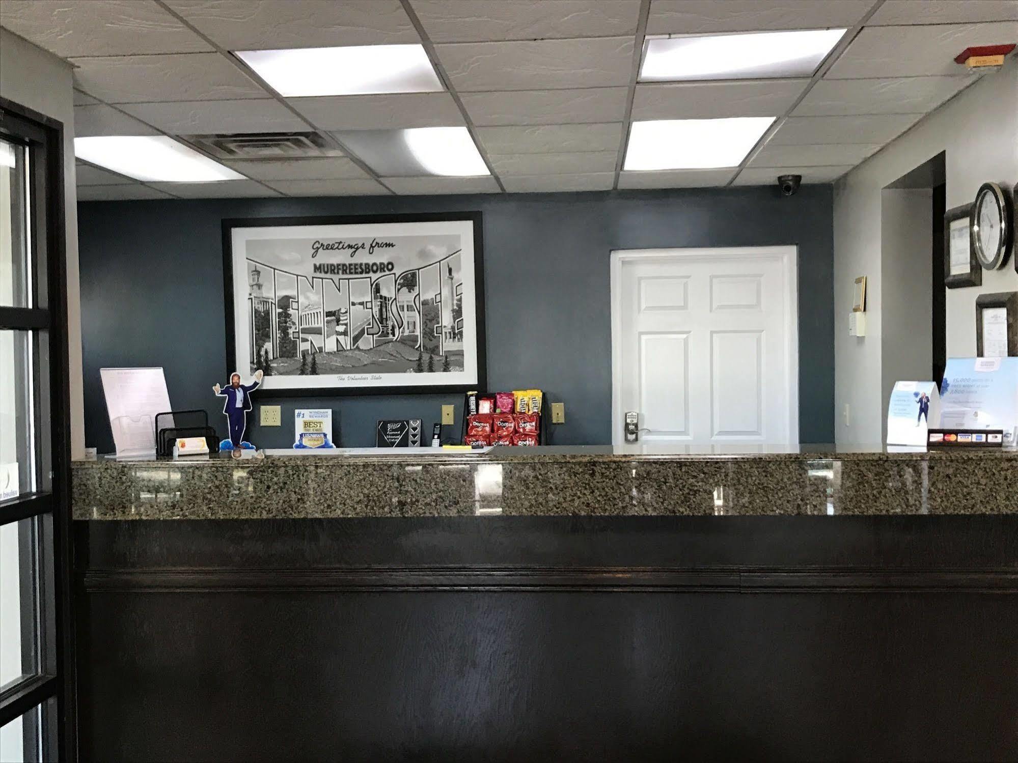 Super 8 By Wyndham Murfreesboro Dış mekan fotoğraf